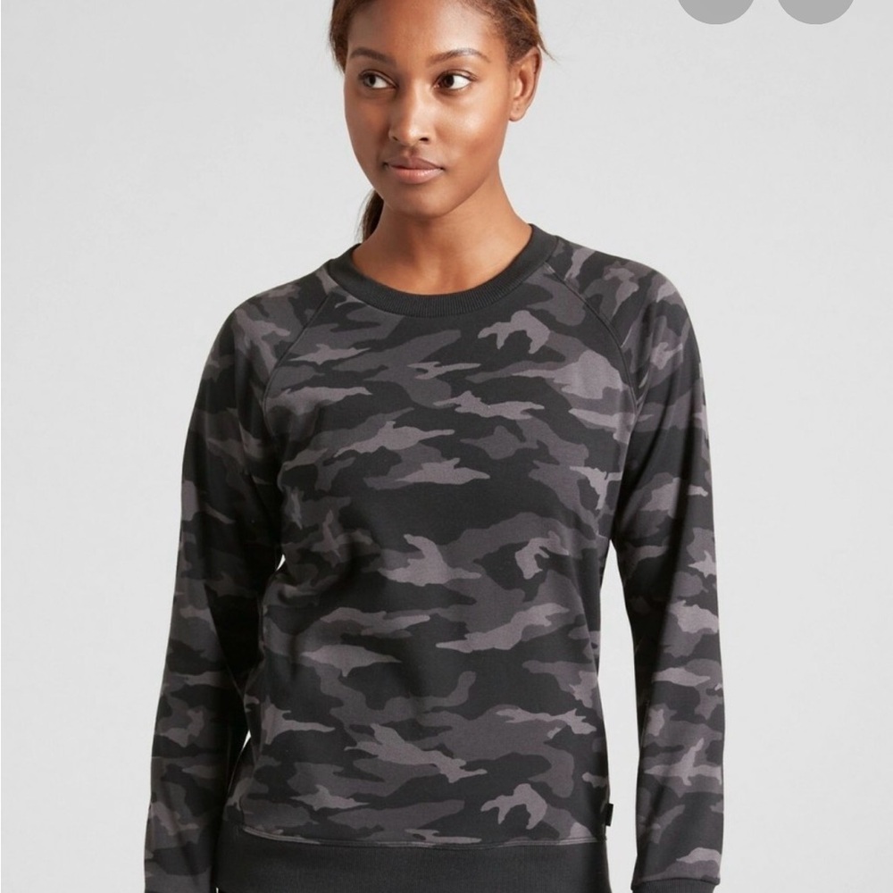 Athleta Black and Gray Camouflage Sweatshirt